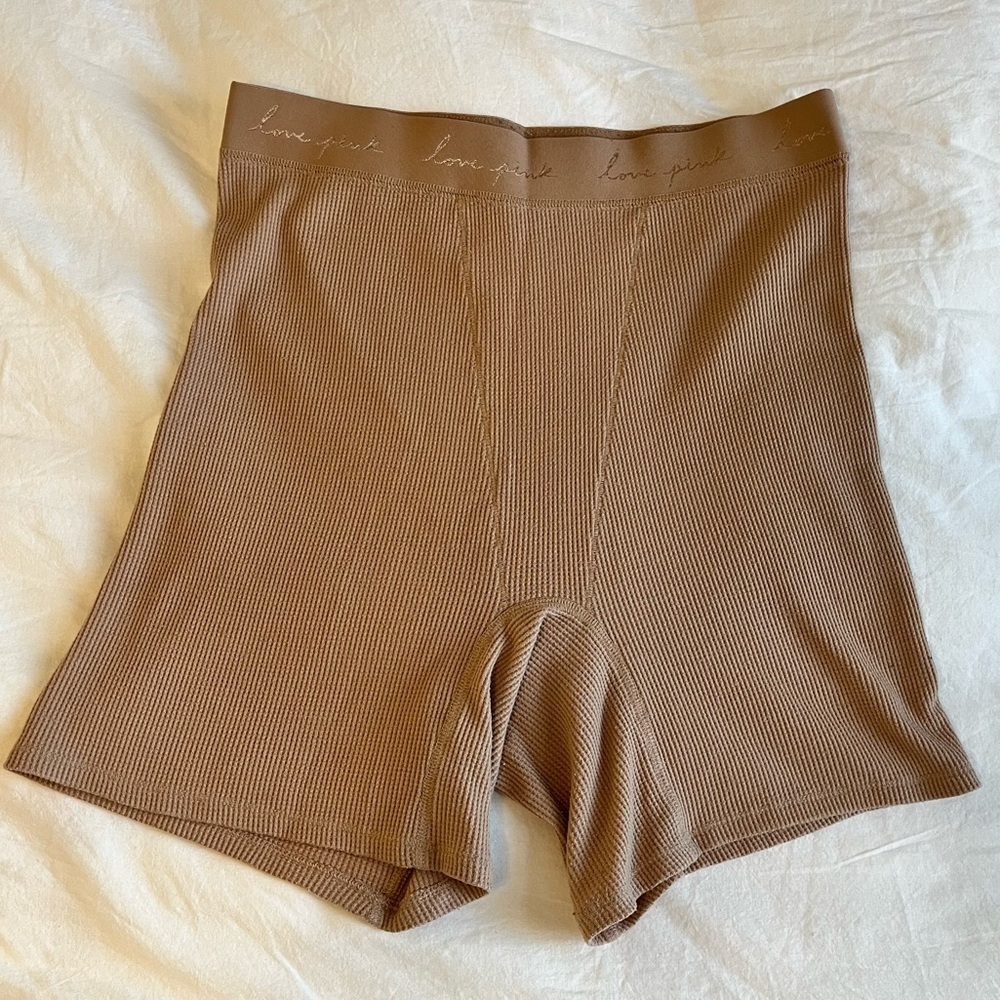 Victoria's Secret PINK Tan Ribbed Boxer Loungewear Shorts L